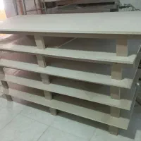 کفی تخت. زیر تختی