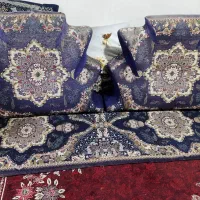 کناره و دوتا پشتی و دوتا کوسن