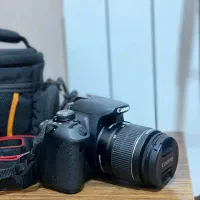 دوربین کنون 700D