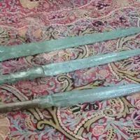 خنجر|کلکسیون اشیاء عتیقه|شیراز, لشکری‎|دیوار