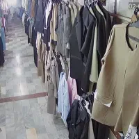 فروشنده  خانم