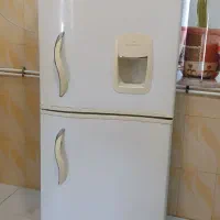 یخچال کاملا سالم قیمت توافقی