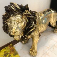 مجسمه شیر ابکاری شده