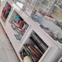 میز‌ ویترینی سالم / ویترین