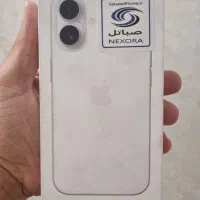 آیفن ۱۶ آکبند