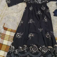ساحلی زنانه