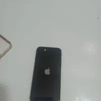 ایفون se 2020