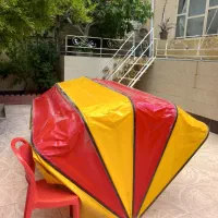 چادر جلوی مغازه