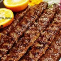 استخدام نیروی کار خانم جهت نضافت در کبابی