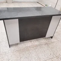 میز مطالعه و میر کنفرانس