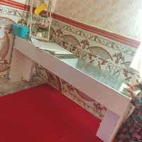فروشی میز برای مغازه و اریشگاه بدرد میخوره