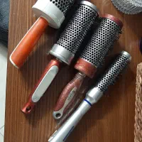 ۴ عدد برس گرد آرایشی
