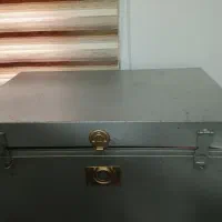 چمدان فلزی