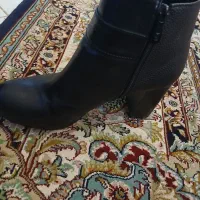 نیم بوت|کیف، کفش، کمربند|مشهد, دانشجو|دیوار