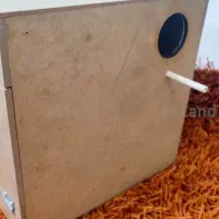 لانه بزرگ چوبی پرنده