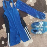 لباس کشتی با جوراب وکتونی