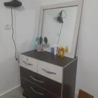 اینه دراور