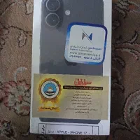 ایفون17 نرمال با گارانتی و1 بیمه شارژر همه چی