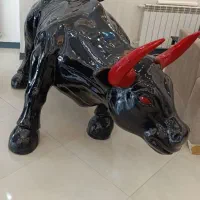مجسمه گاو