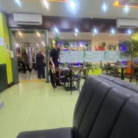سالن کار جهت کار در کافه و فست فود