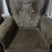 مبل ۷ نفره با میز عسلی