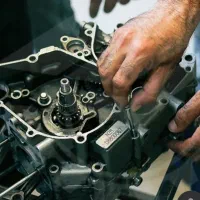 به یک شاگردجهت کاردرتعمیرگاه موتورسیکلت نیازمندیم