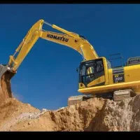 راننده بیل مکانیکی هستم