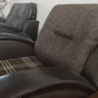 مبل هشت نفره چرم همراه با سه عسلی
