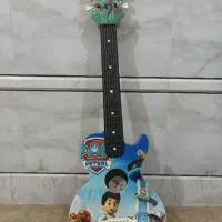 گیتار کلاسیک با طرح بچه گانه
