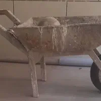 فرغون کارکرده سالم با لاستیک سالم و آماده استفاده
