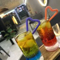 جذب نیرو جهت کار در کافه راشل