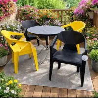 میز و صندلی پلاستیکی مدل ۳بعدی