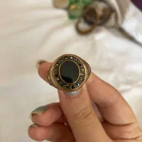 انگشتر عقیق مشکی نگین دار