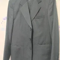 کت شلوار سایز ۴۴  ،جنس پارچه تضمینی ،مقدم ،