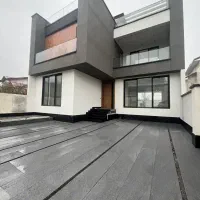 فروش ویلای استخردار ۴خواب تاپ لوکیشن شهری
