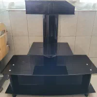 میز تلویزیون شیشه ای ۳ طبقه (نشکن)
