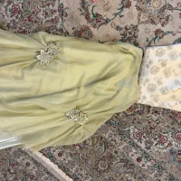 لباس مجلسی.