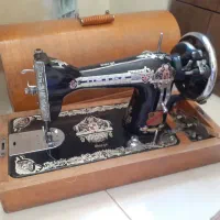 چرخ خیاطی قدیمی