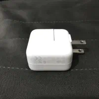 شارژر اصلی اپل ۱۰ وات A1357