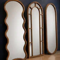 آینه قدی ایستاده