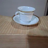 فنجان و نعلبکی قدیمی