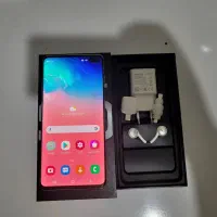 اس ۱۰ پلاس سامسونگ در حد نو کم کارکرد