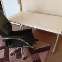 میز کامپیوتر با صندلی چرم جک دار