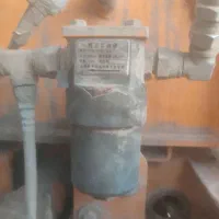 نیازمندراننده بیل زنجیری کار در معدن