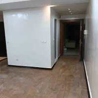 نقاش و پیمانکار ساختمان