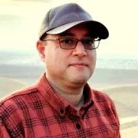 استاد زبان اسپانیایی تحصیلکرده دکترا از اسپانیا