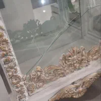 دکوری سالن ایستاده طلایی و سفید