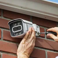 فروش نصب جابجایی دوربین مداربسته و دزدگیر