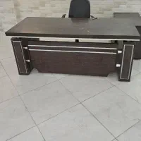 میز اداری ومیز کار آهنی