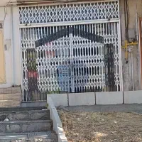 فروش مغازە تجاری واقع در میدان اصلی سروآباد